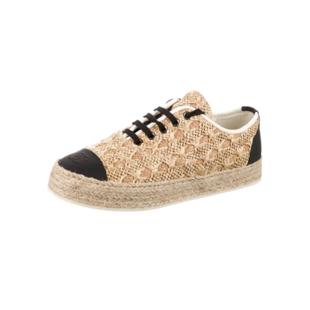 CHANEL 2019 Interlocking CC Logo Espadrilles 39EU - Picture 3 of 4